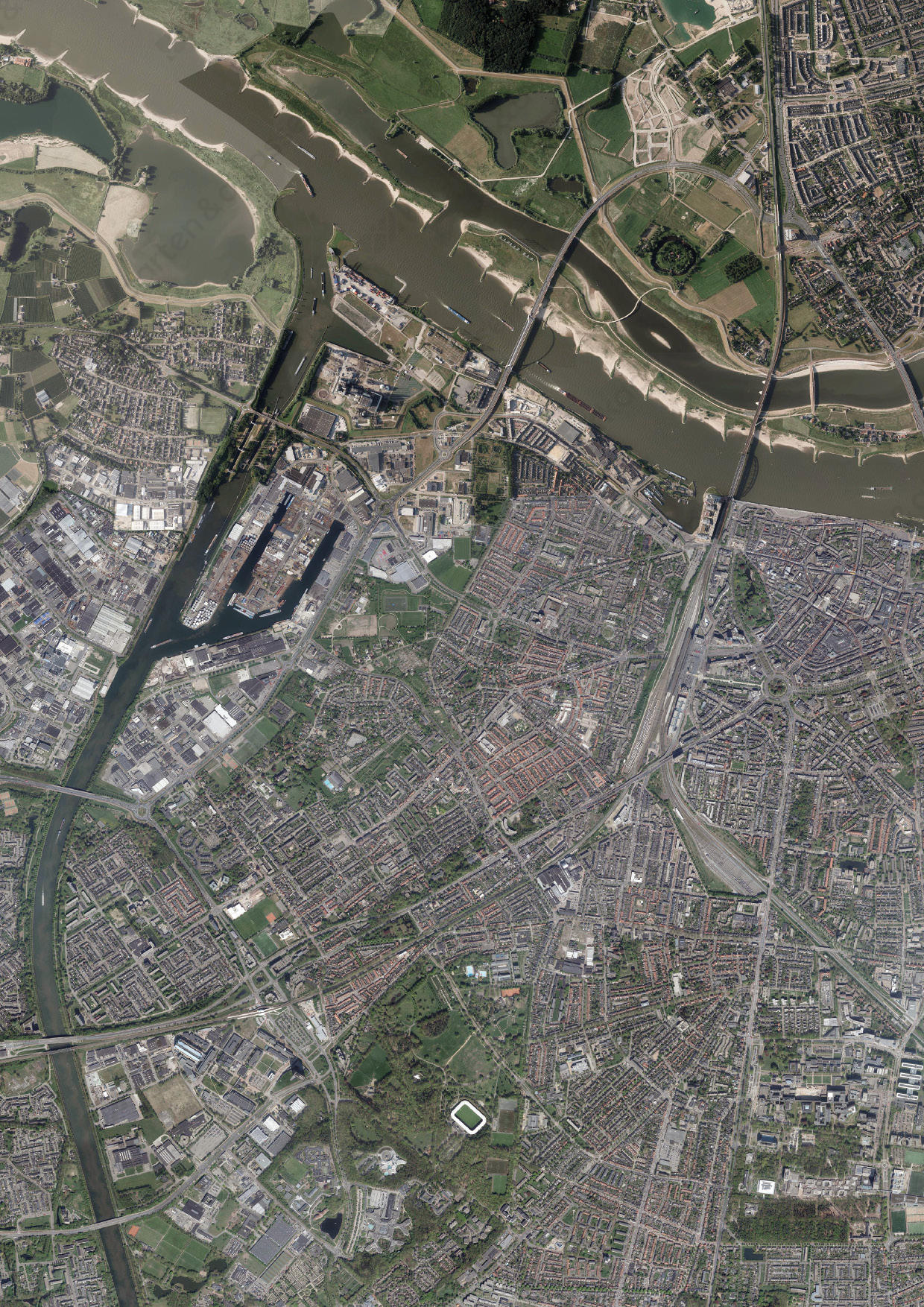 Luchtfoto Nijmegen