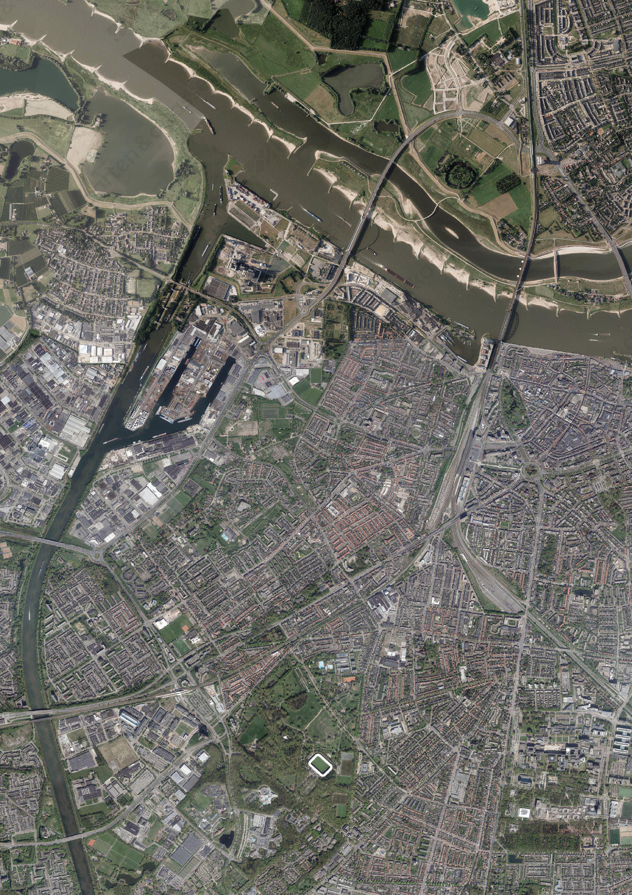 Luchtfoto Nijmegen