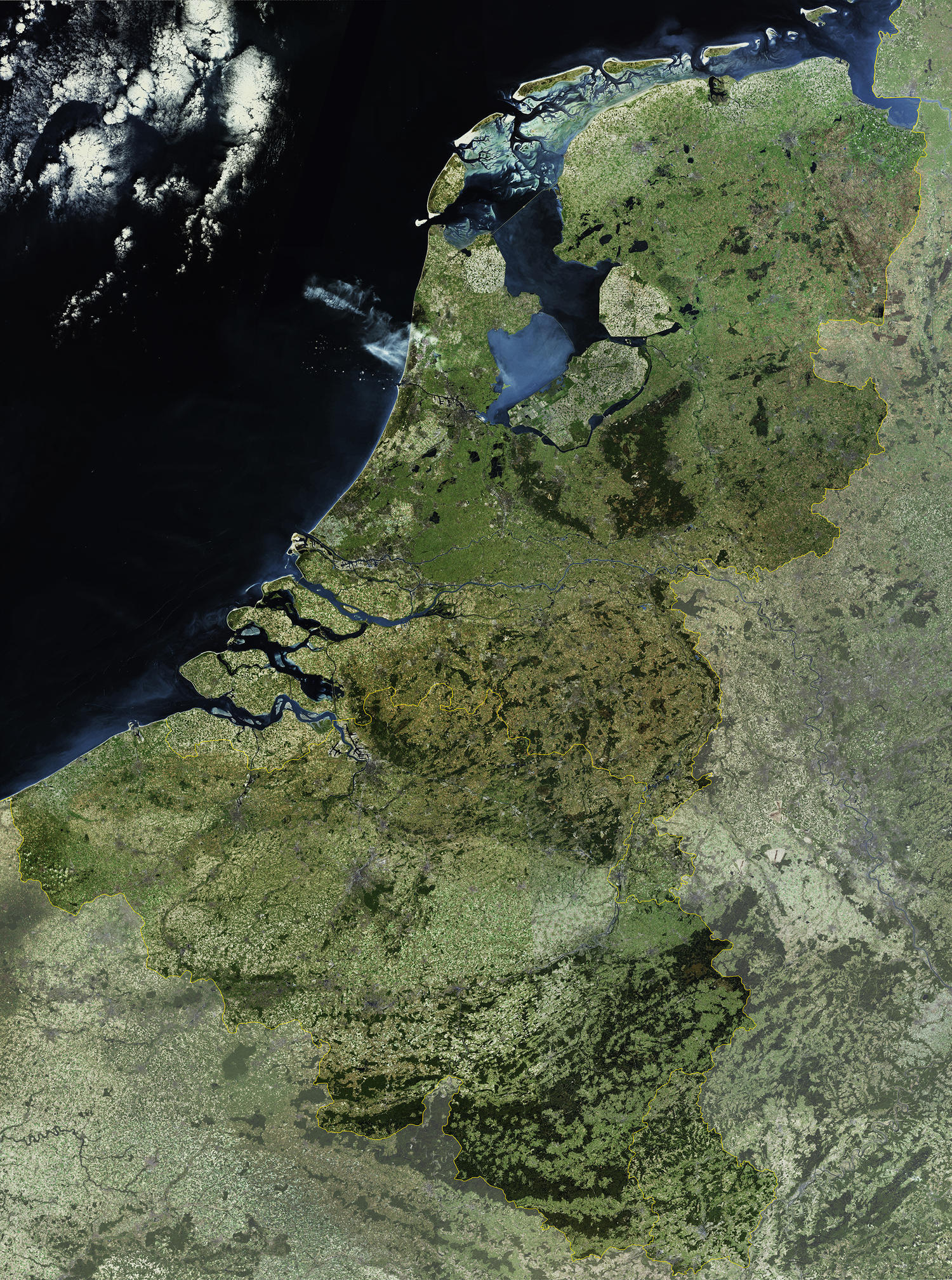 Satellietkaart Benelux 37 Satellietkaart Benelux 37