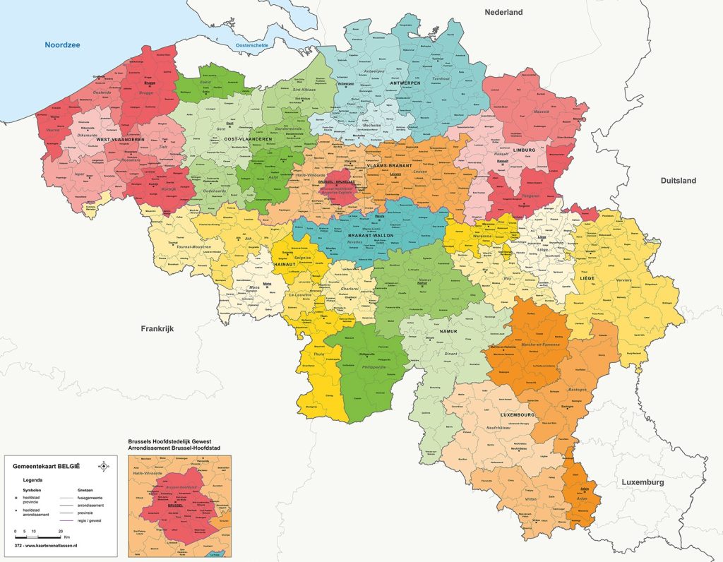 Gemeentekaarten België overzicht, kaart 372 gekleurde provincies